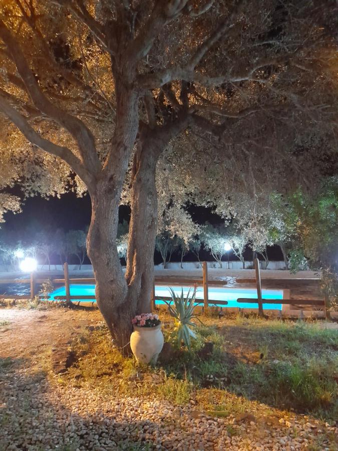 Agriturismo Palas De Serra Country Resort Onifai 外观 照片