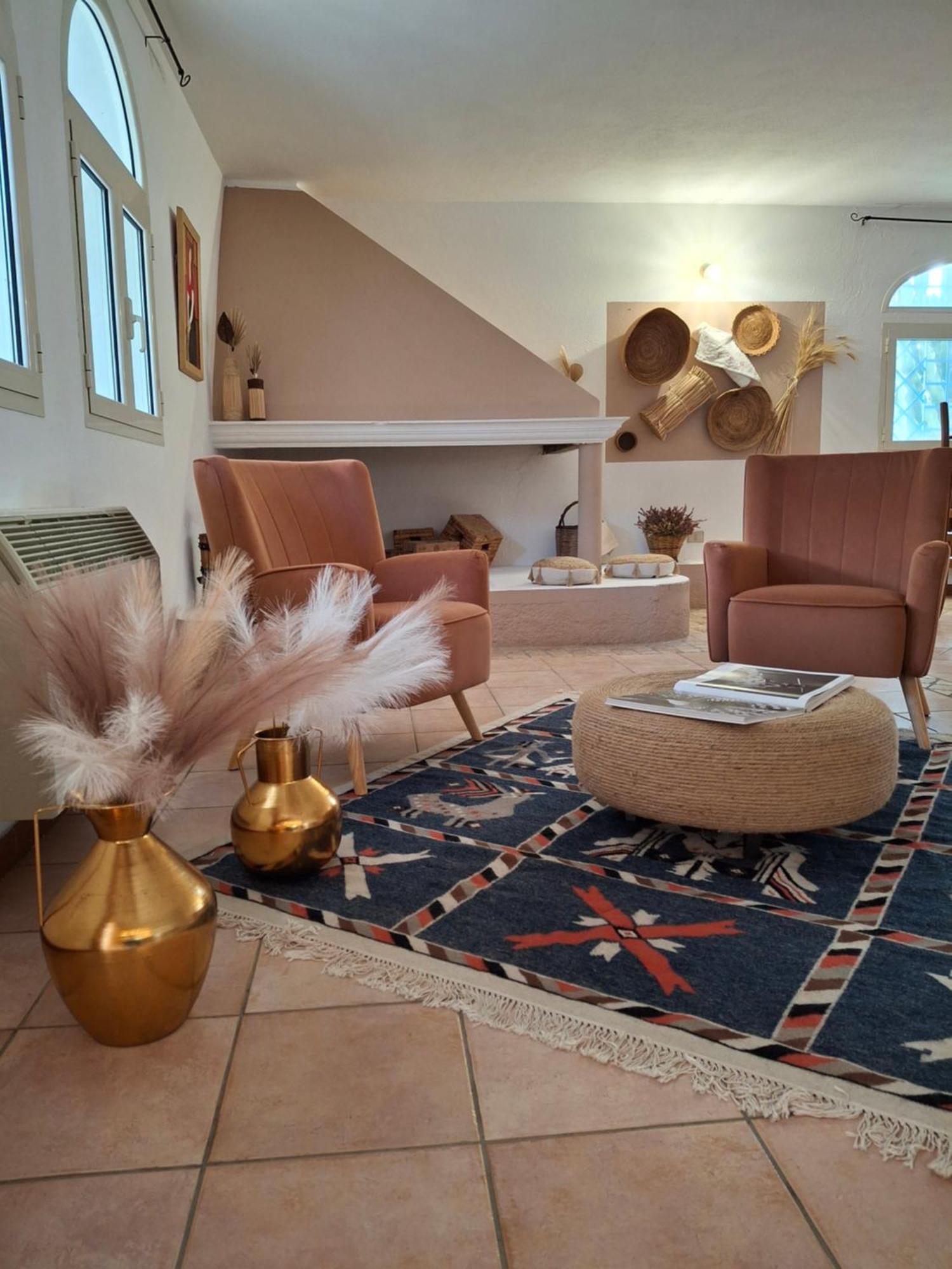 Agriturismo Palas De Serra Country Resort Onifai 外观 照片