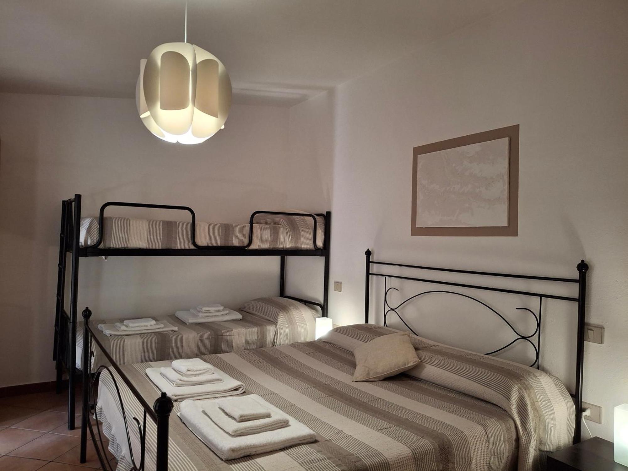 Agriturismo Palas De Serra Country Resort Onifai 外观 照片