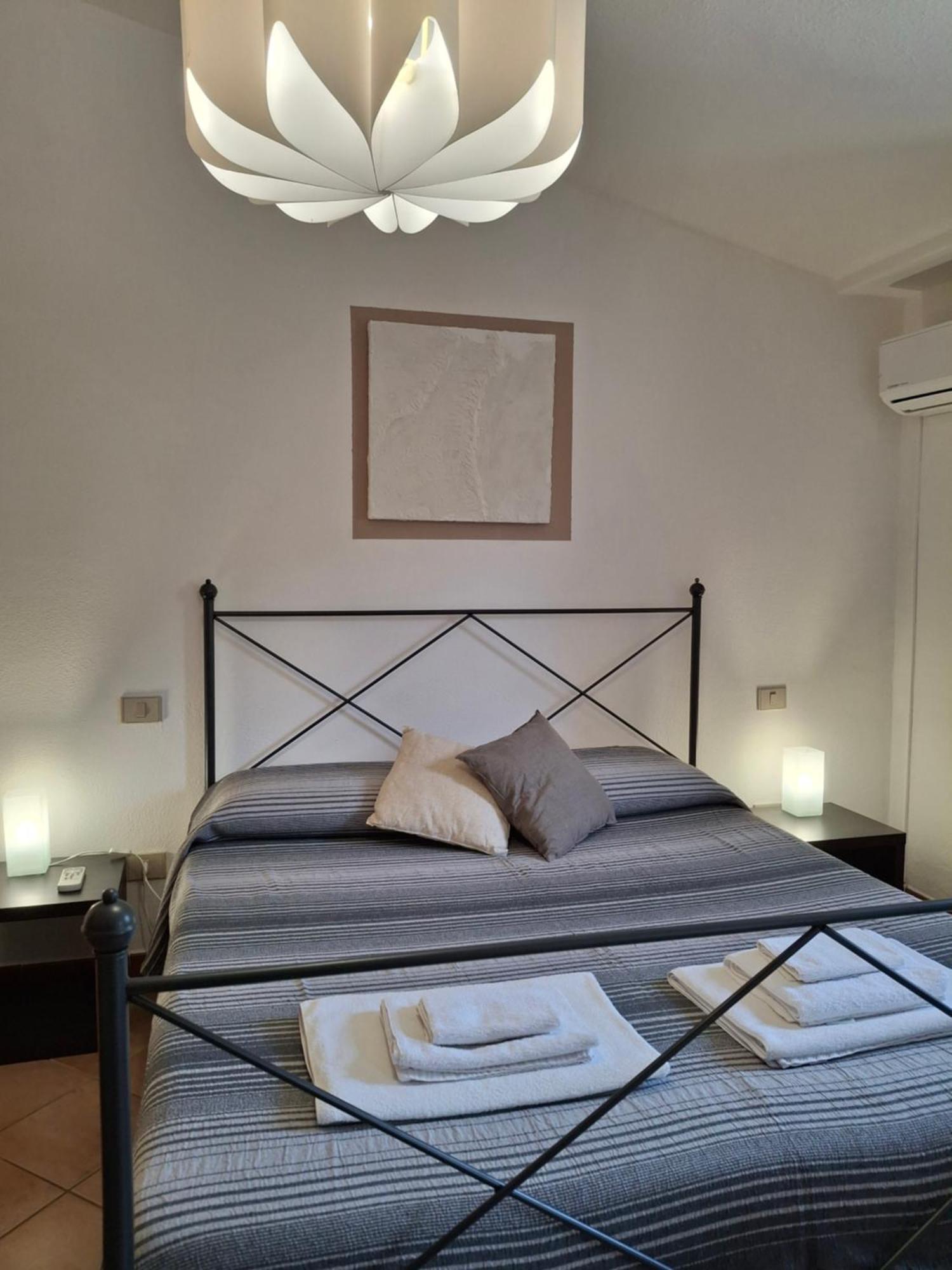 Agriturismo Palas De Serra Country Resort Onifai 外观 照片