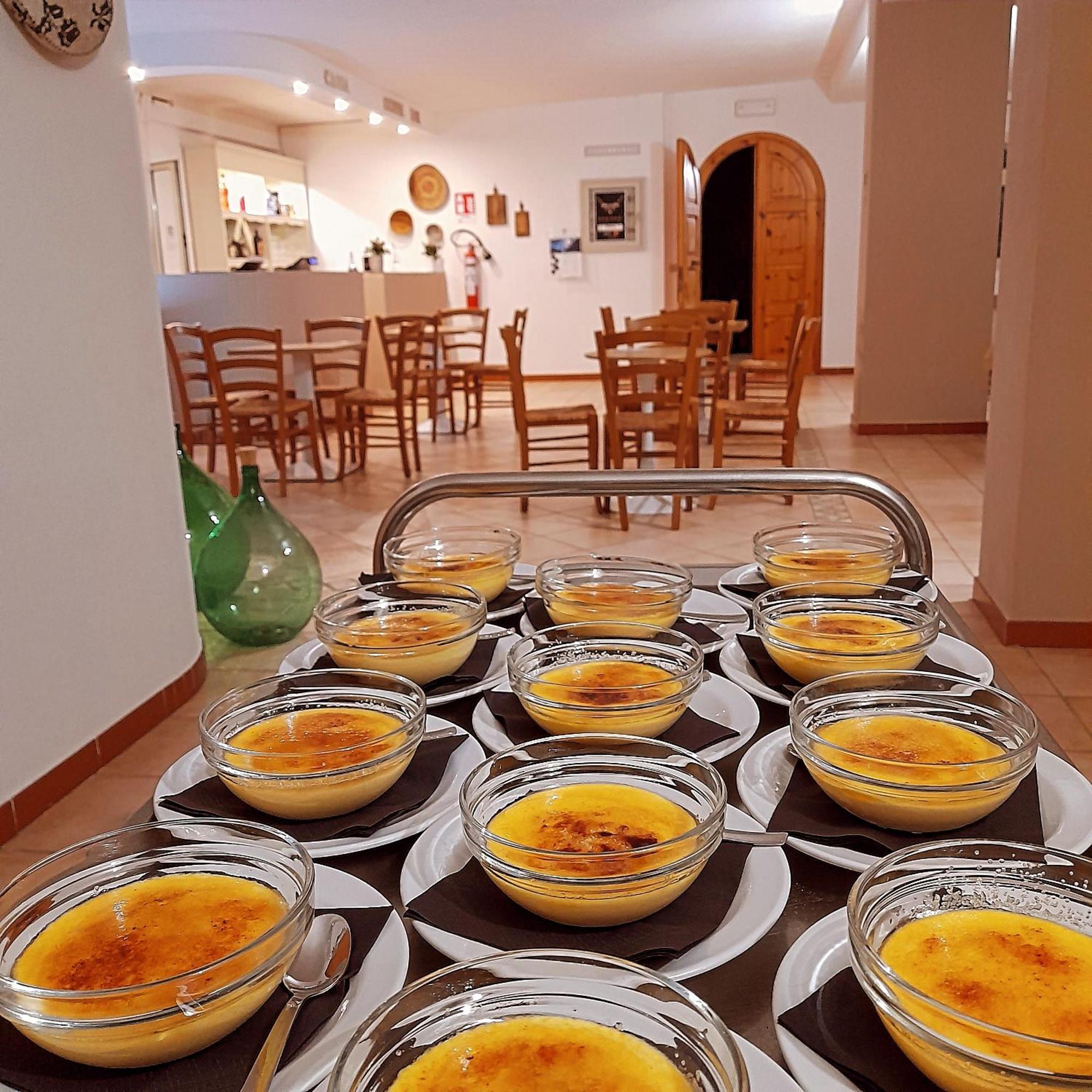 Agriturismo Palas De Serra Country Resort Onifai 外观 照片